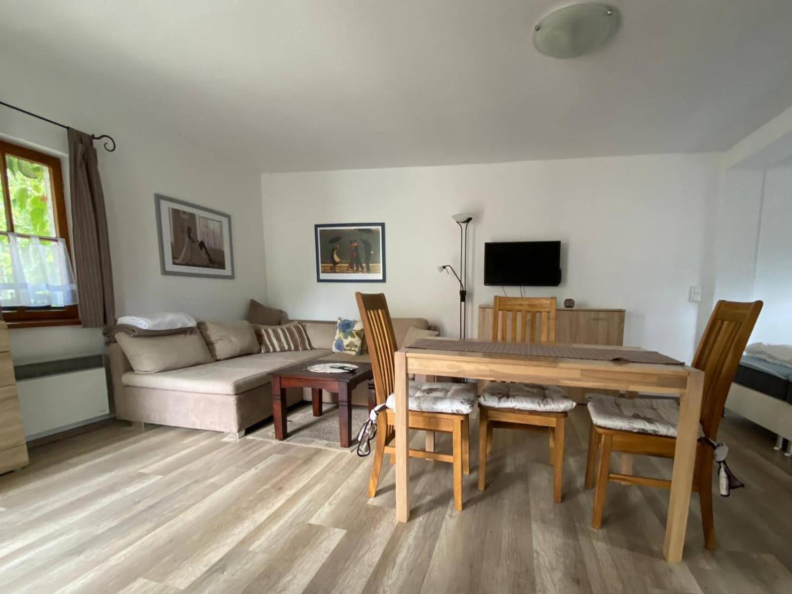 Appartement Doesjes Huis Naumburg  Exteriör bild